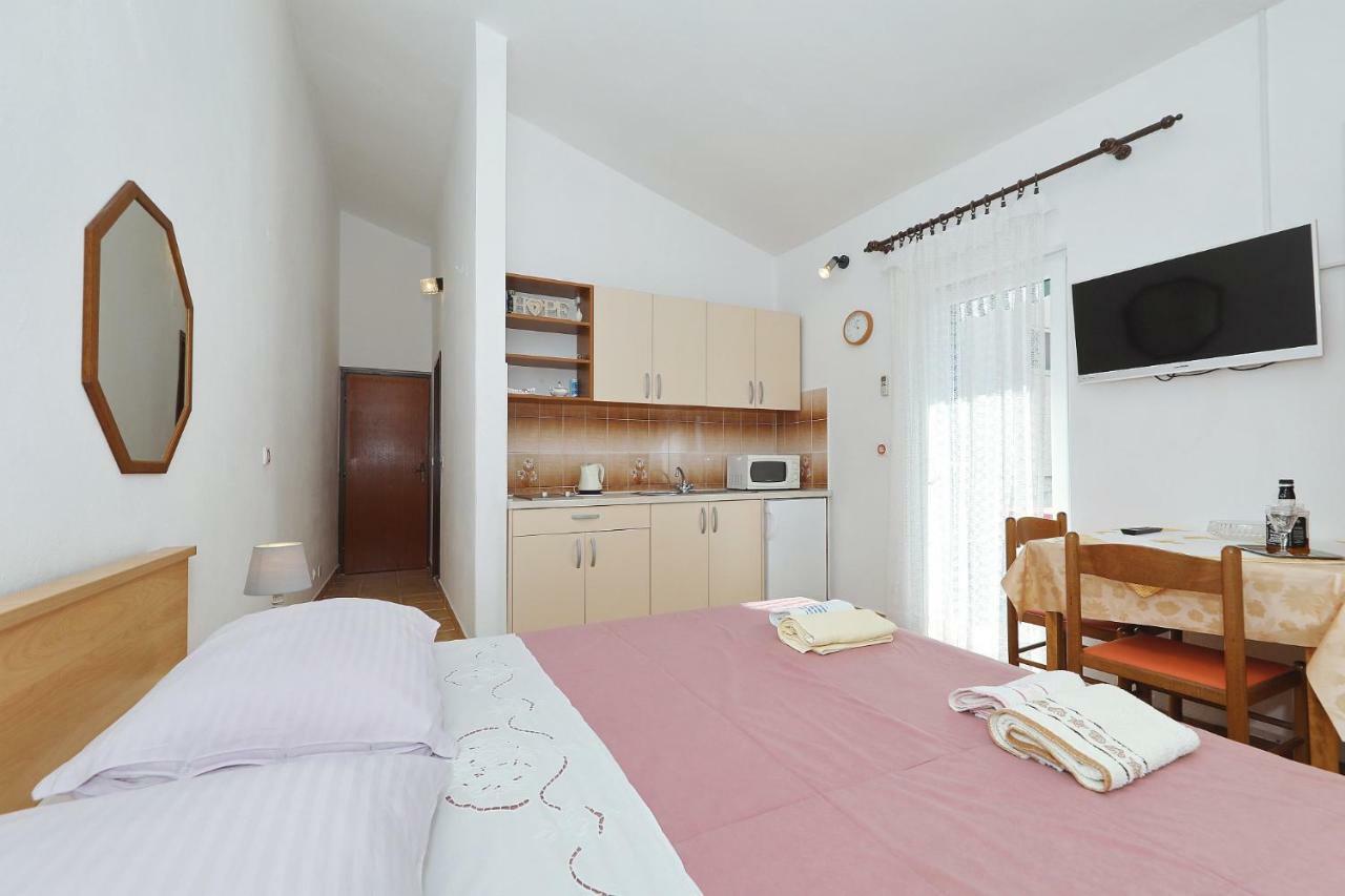Apartments Vedrana Biograd na Moru Kültér fotó
