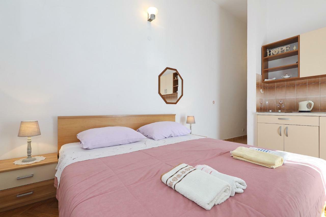 Apartments Vedrana Biograd na Moru Kültér fotó