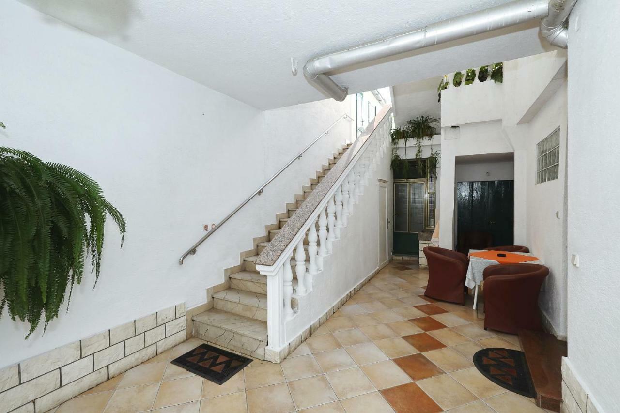 Apartments Vedrana Biograd na Moru Kültér fotó