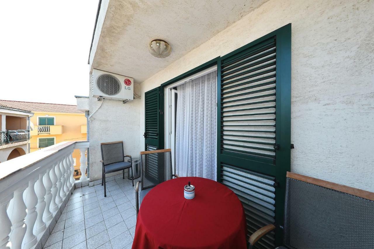 Apartments Vedrana Biograd na Moru Kültér fotó